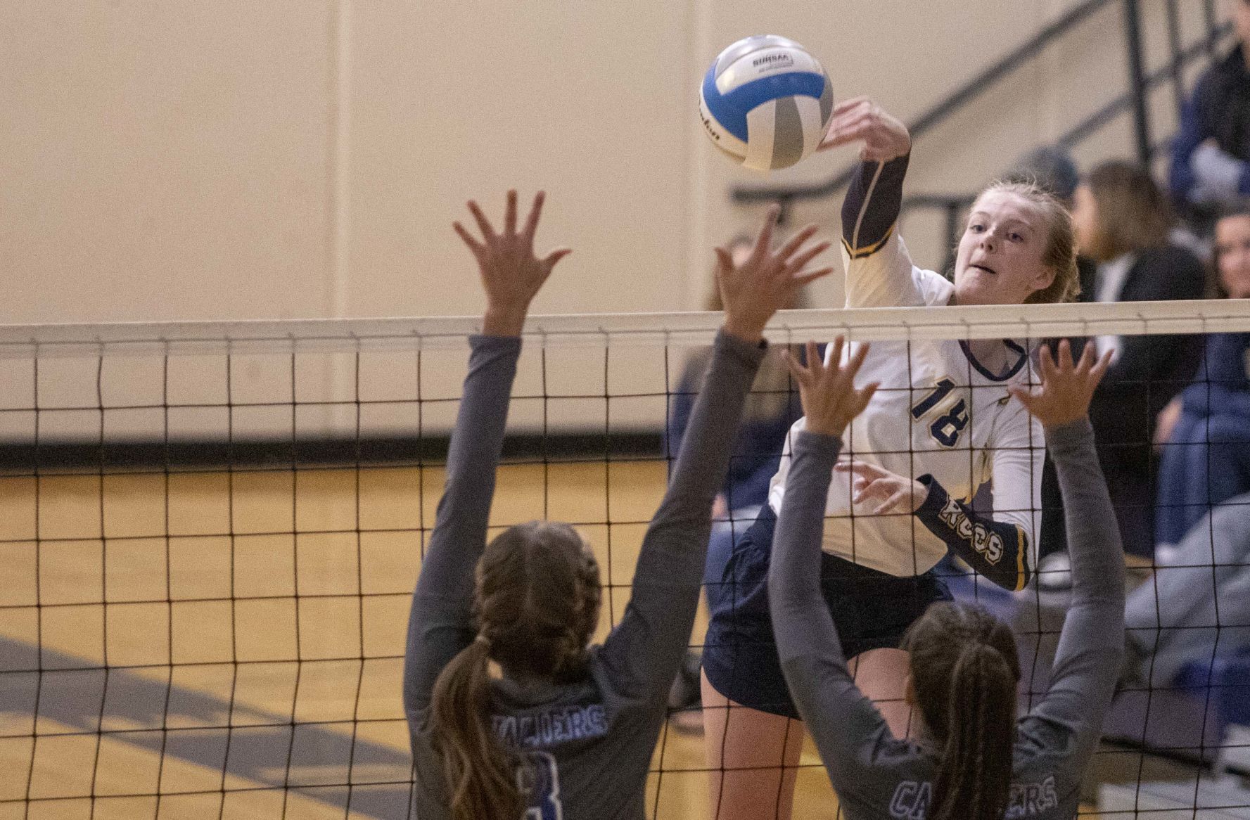 110421-volleyball-4.JPG